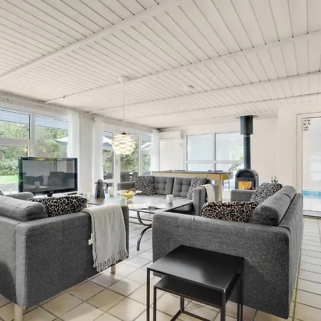 Lovely In With Kitchen Græsted