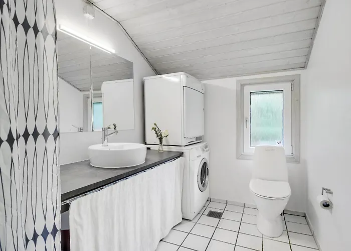 Lovely In With Kitchen Græsted