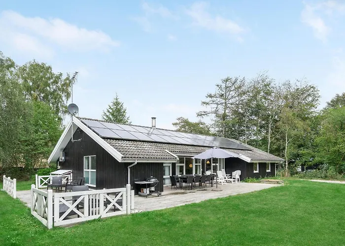 Lovely In With Kitchen